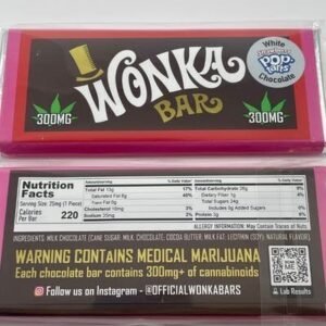 Wonka Chocolate Bar – White Strawberry Pop Tarts